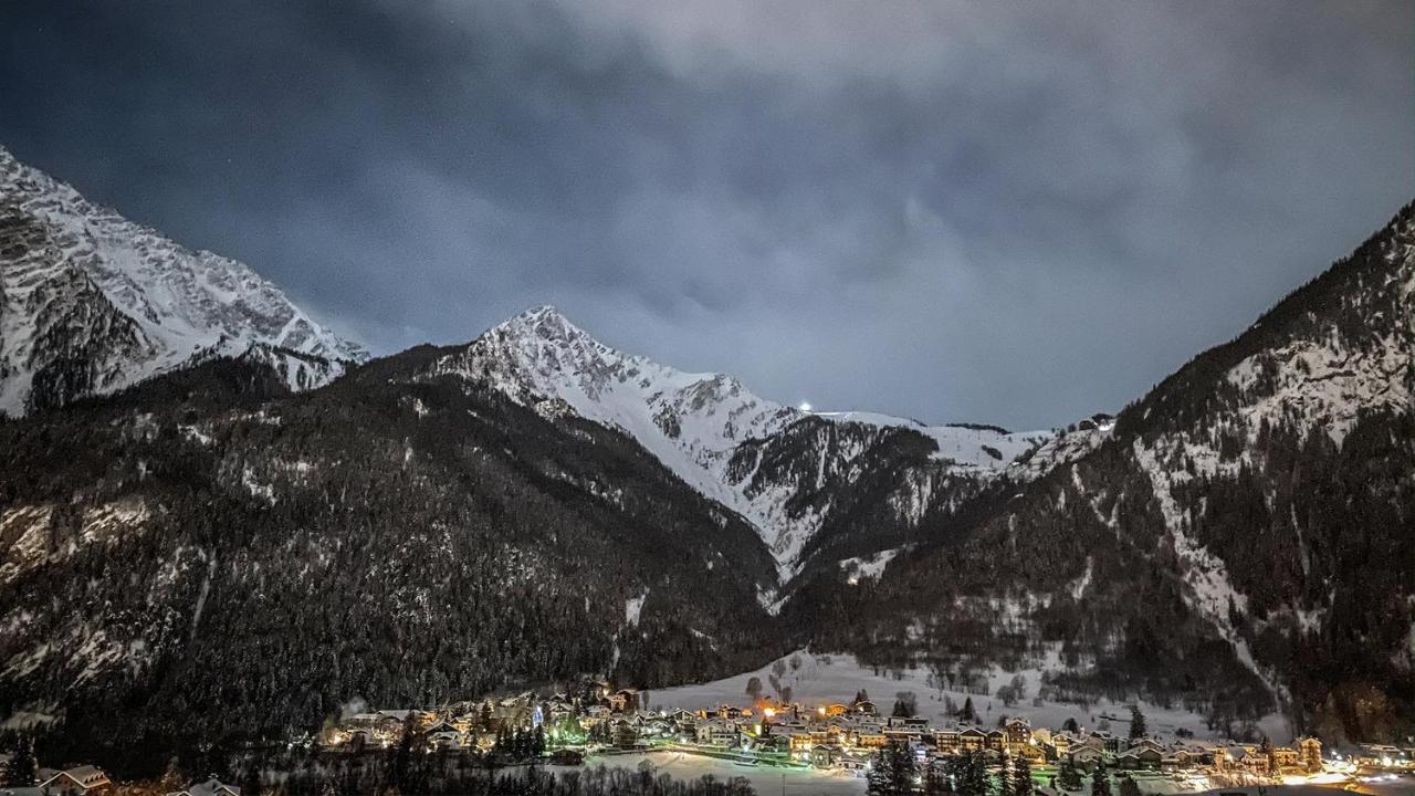 L'Atelier du Temps - Hemmet Lägenhet Courmayeur Exteriör bild